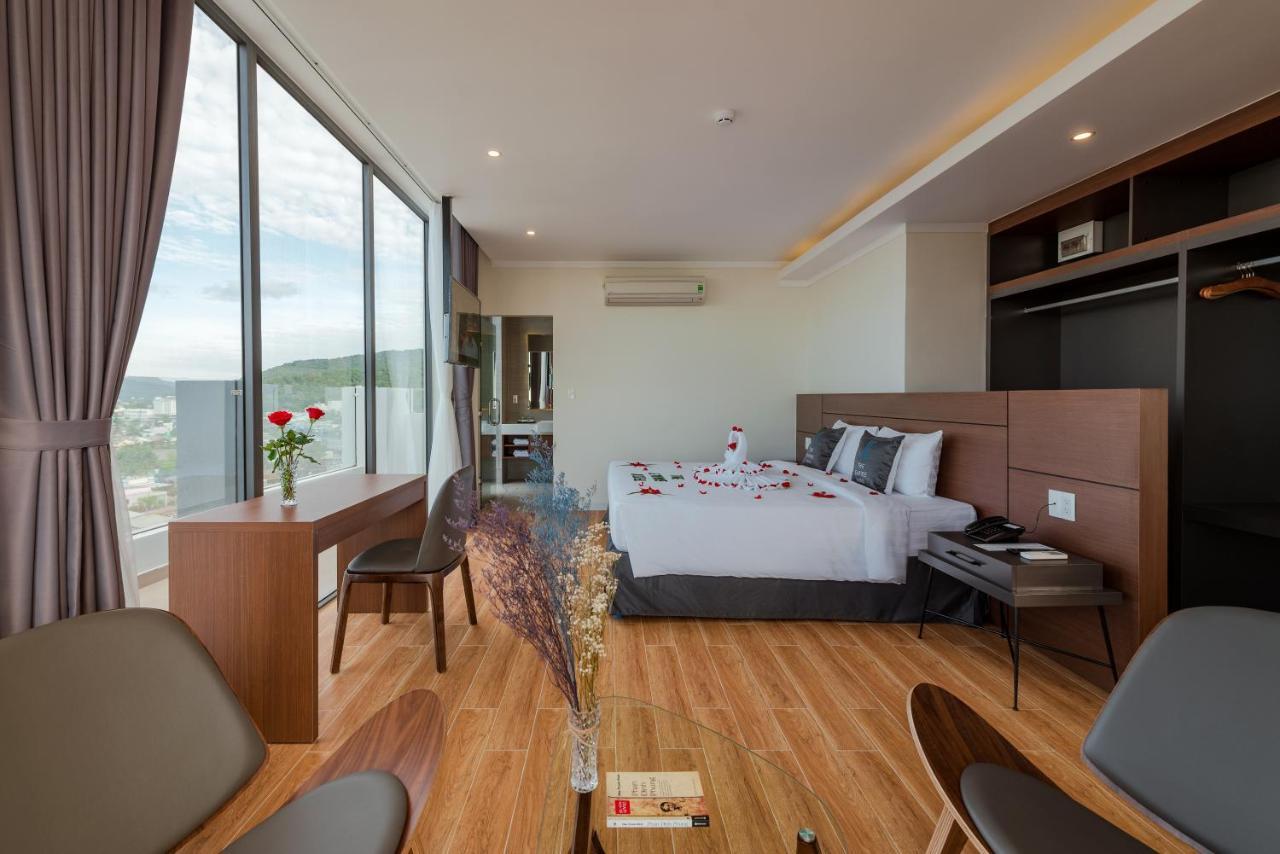 The Empire Hotel Phu Quoc Buitenkant foto